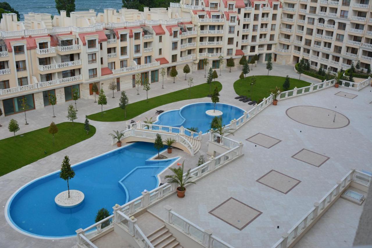 East From Paradise Apartment Varna Esterno foto